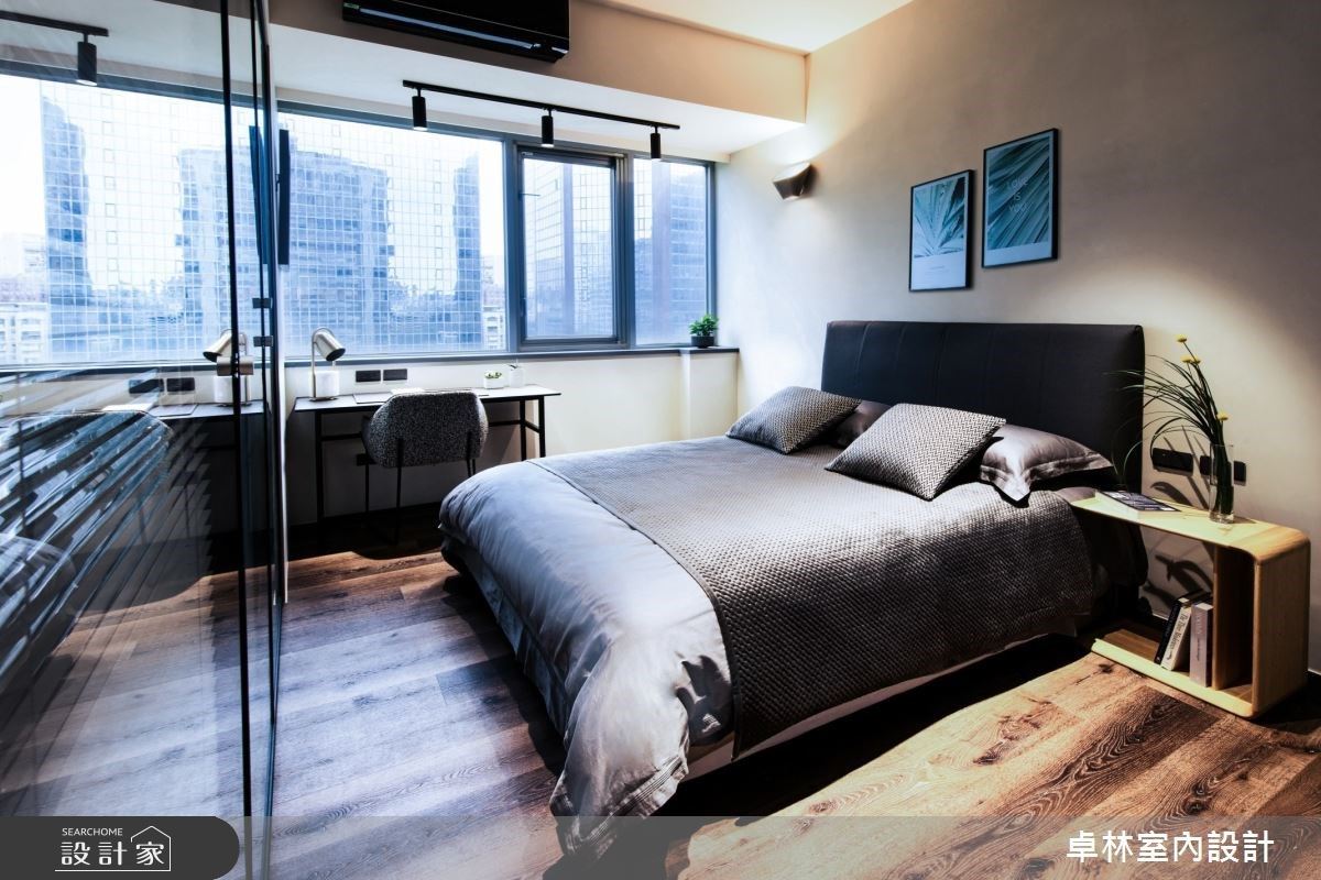 穿過時光隧道,走進最想回到的那個時代。以工業風作為