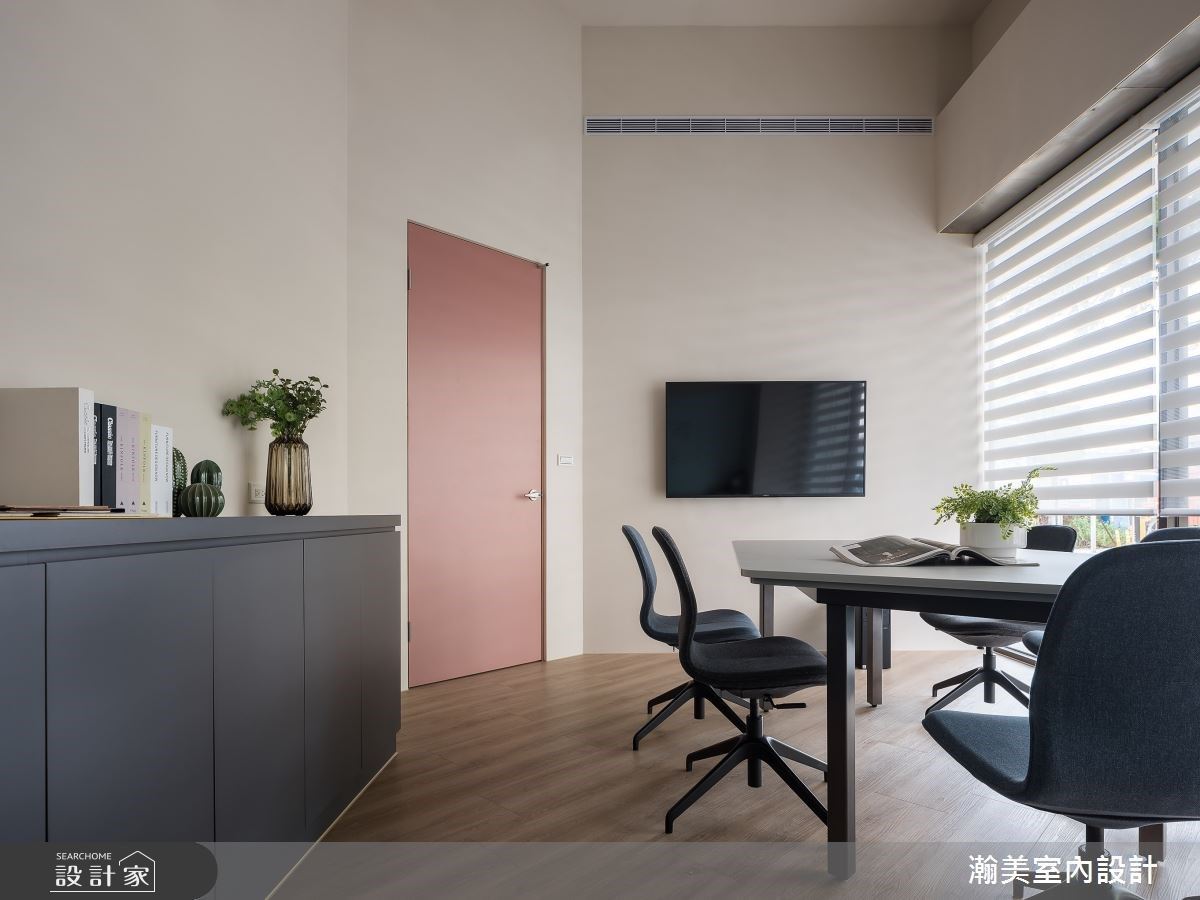 以高端客製化的美式風格營造溫暖居家氛圍的張馨總監，