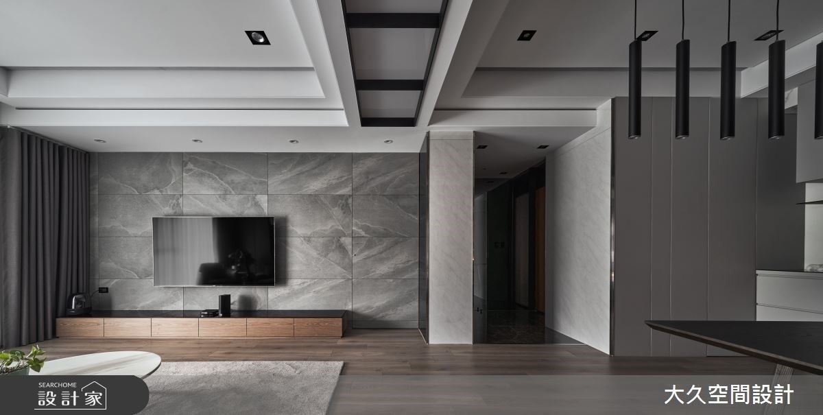近35坪開放的空間裡,以飯店風質感做為室內基調,掌握