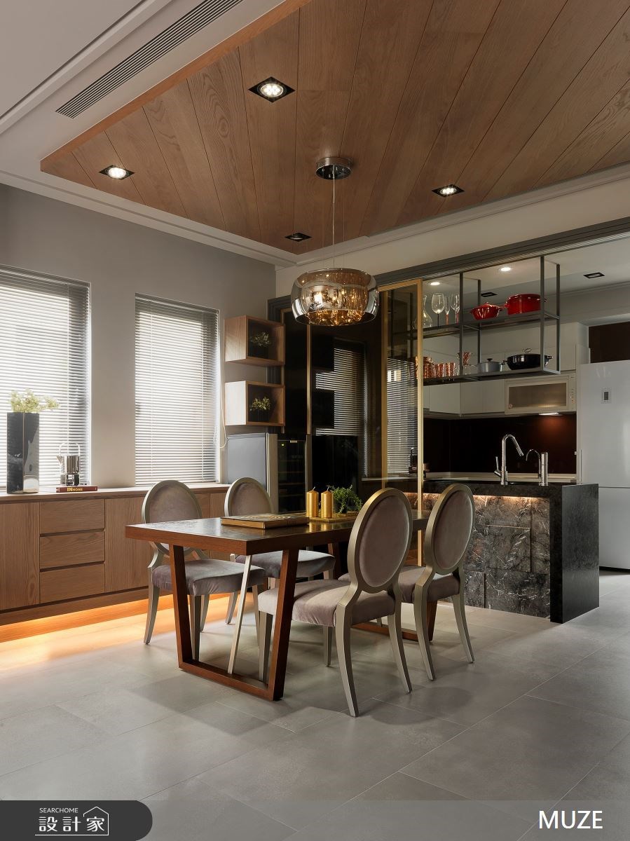 真正的優雅與奢華，往往巧妙隱藏於無形間。這間百坪透