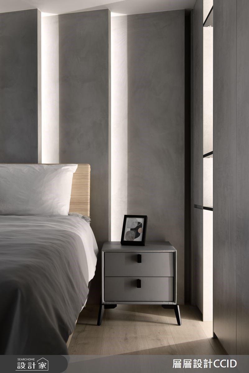 為老屋刷上優雅的純白，在屋內盡情擺上自己喜歡的東西