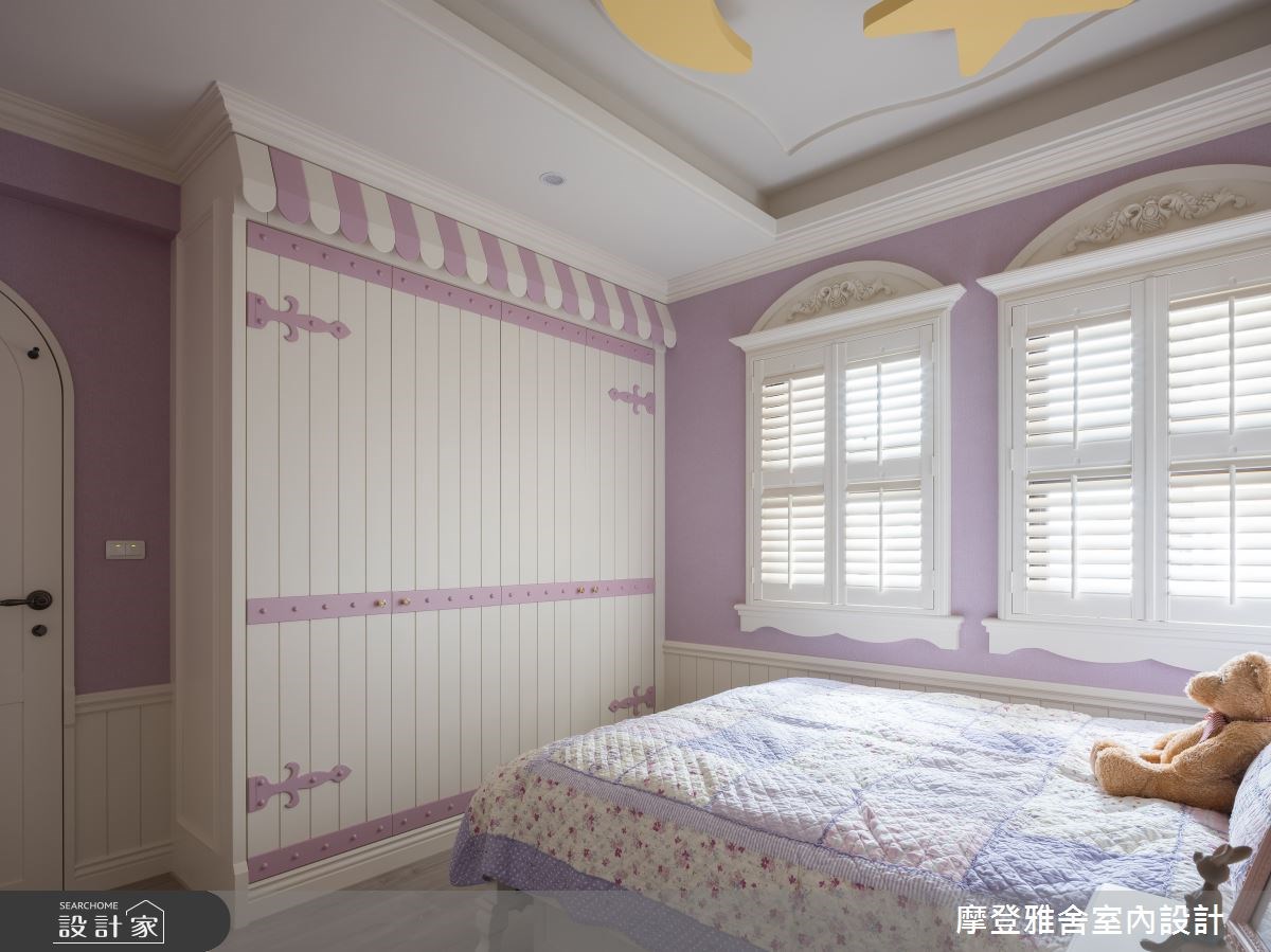 近年爆紅的《鬼滅之刃》裡，帶有光明與希望意義的紫藤