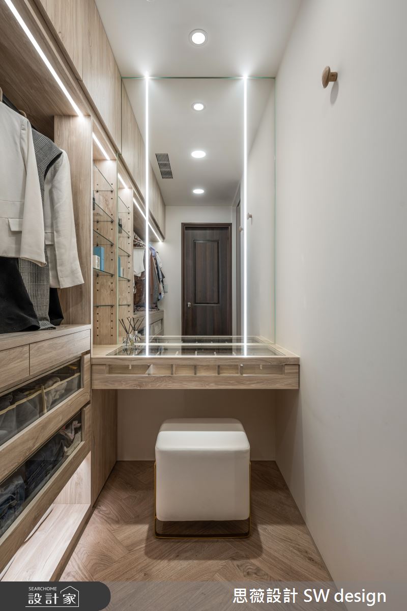 79坪的新成屋，原屋況有梁柱明顯、動線不順的問題，設