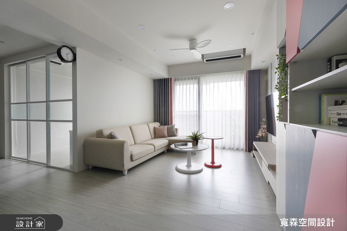 28坪混搭宅內,以輕淺色彩為基底鋪敘清爽的空間意象,