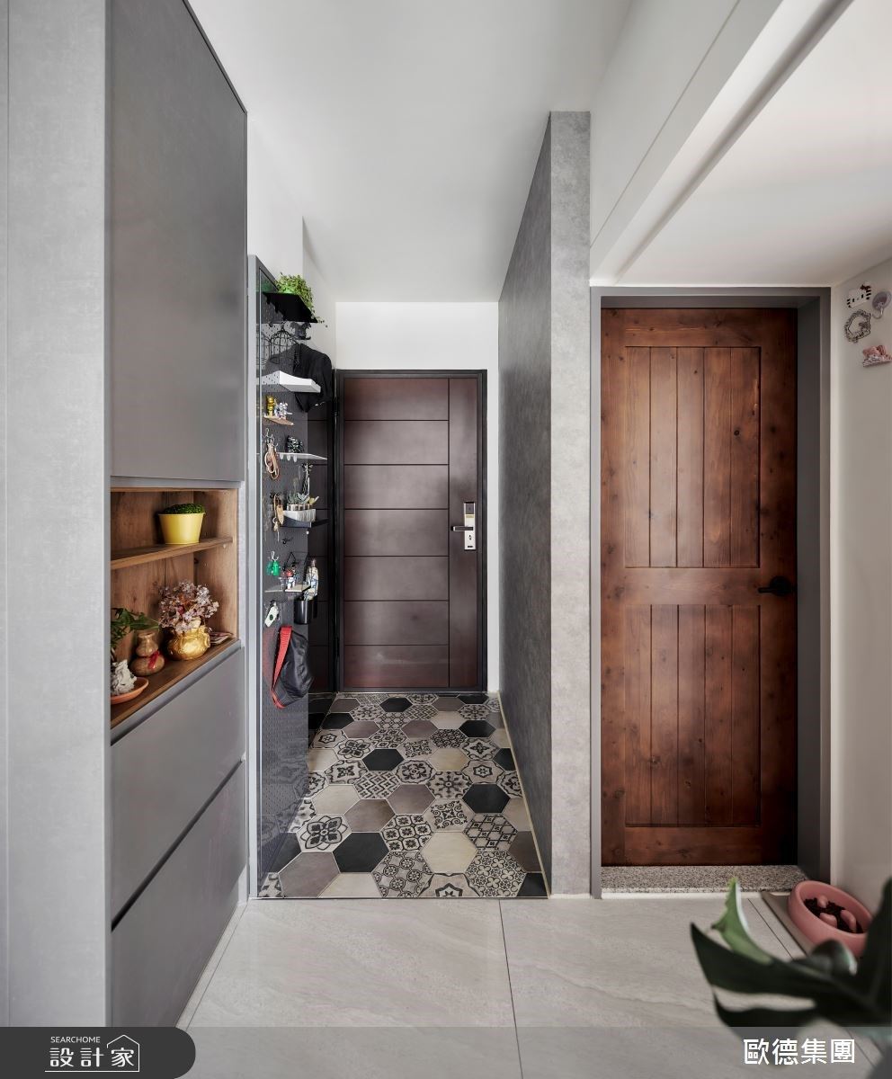 屋主在喜獲第二個孩子時,為了給家人溫馨舒適的居家環