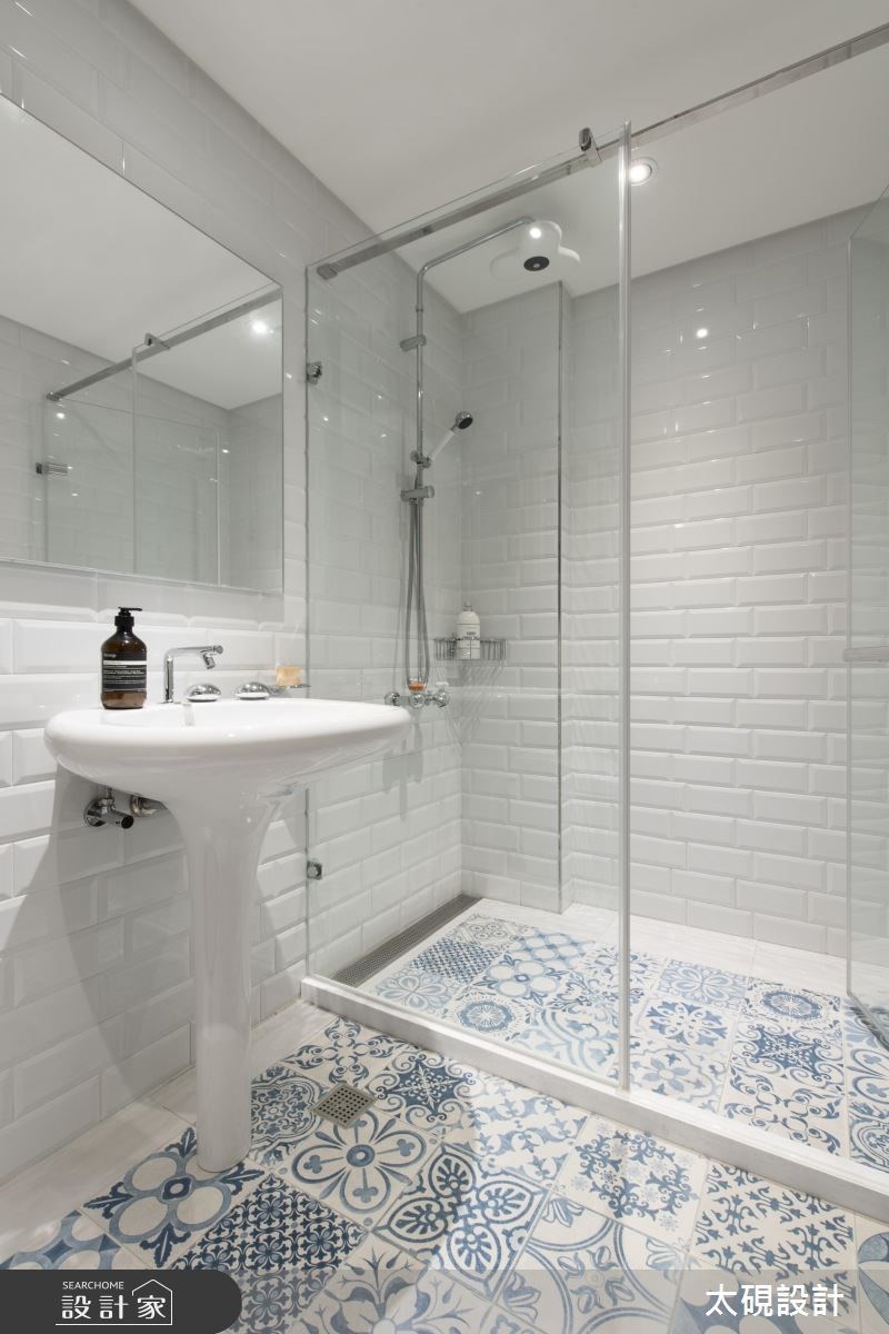 陪伴全家度過四十餘年的起家厝,逐漸累積漏水、壁癌等