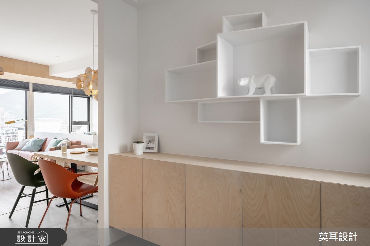 屋主夫妻買下擁有溫泉的度假宅,平時可作為長輩、小孩