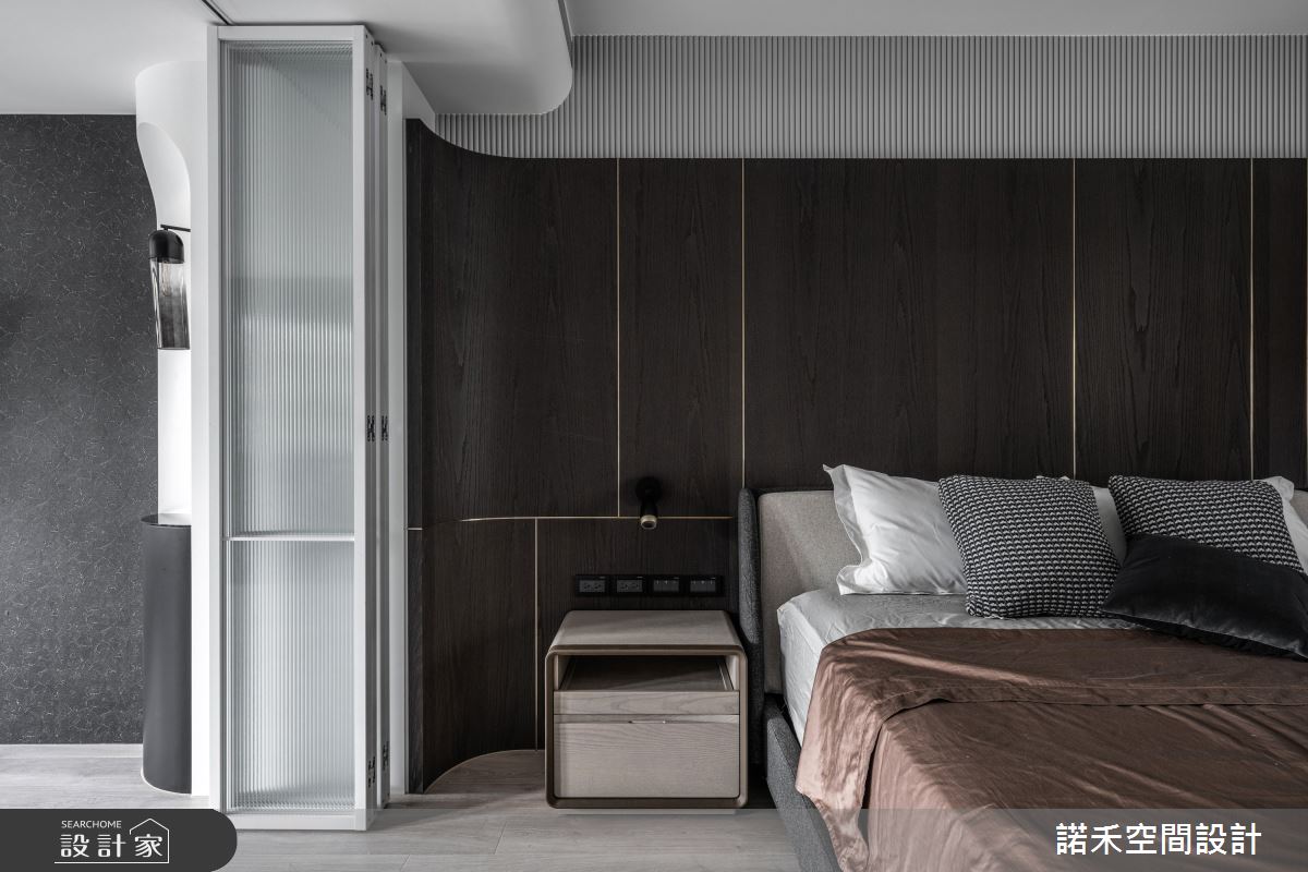 75坪透天別墅，透過大幅整修重塑一家五口的生活樣貌，