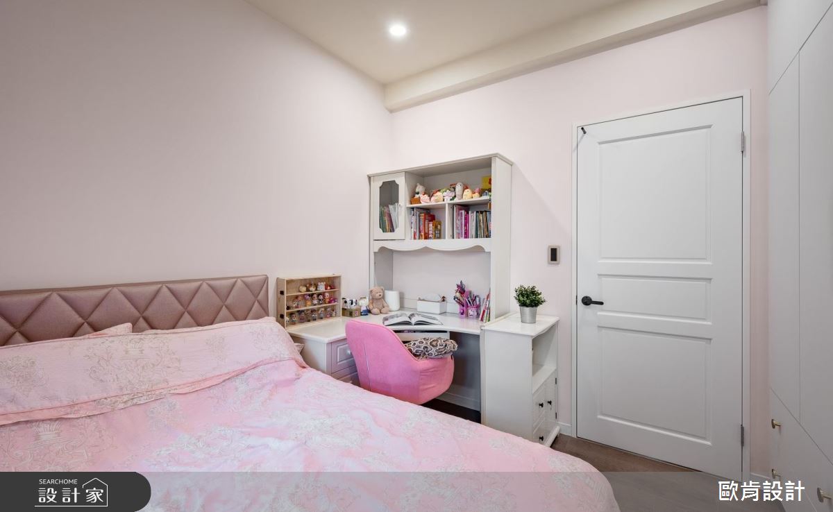 這間30坪的新成屋，原本有梁柱明顯的問題，在經過設計