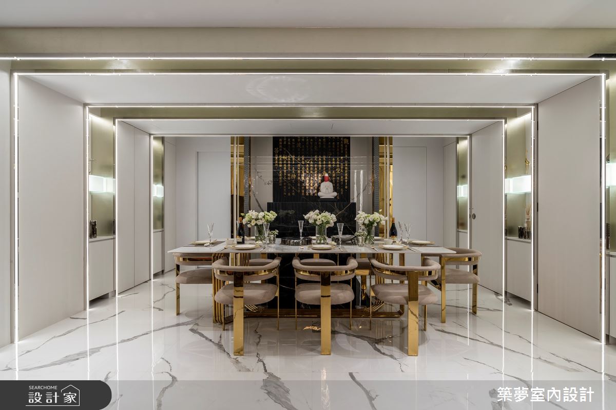 室內80坪4房的新成屋，居住著三代同堂的4位女性，設計