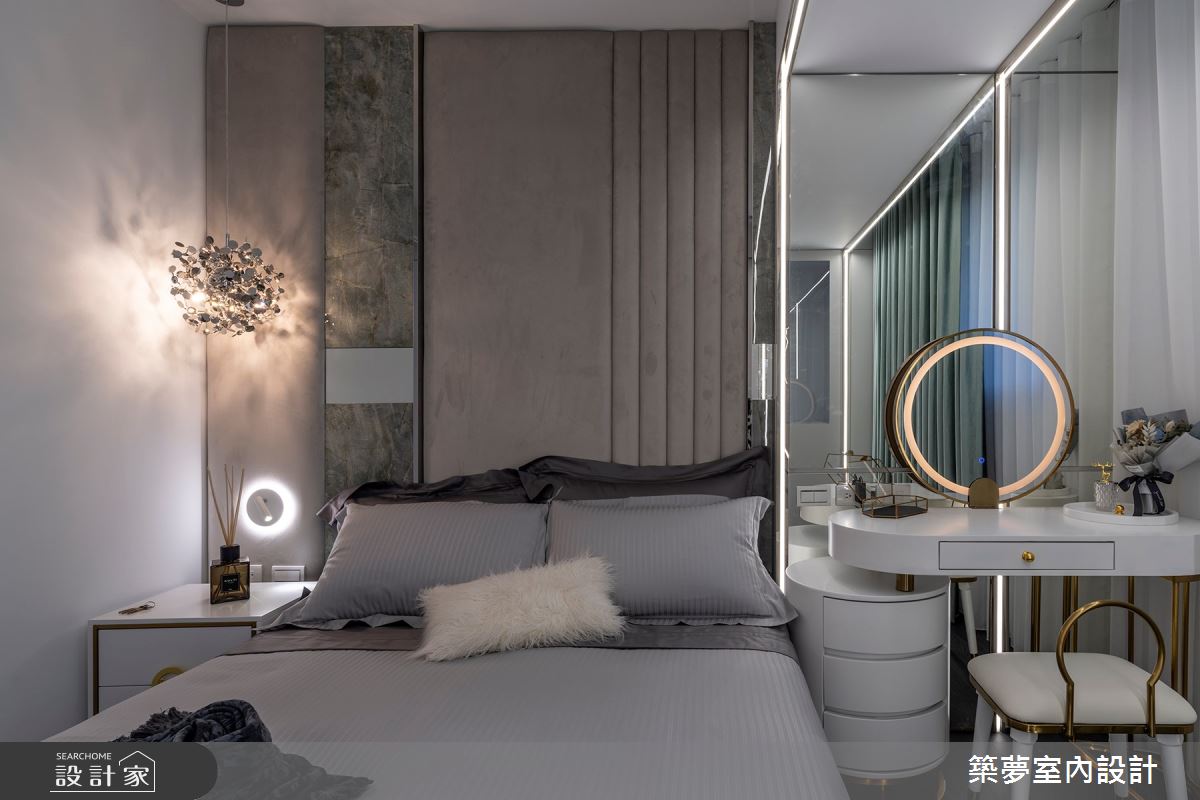 室內80坪4房的新成屋，居住著三代同堂的4位女性，設計