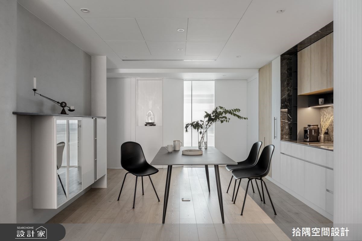 36坪單身宅，原本是略顯陰暗的老屋，透過全面翻新，以