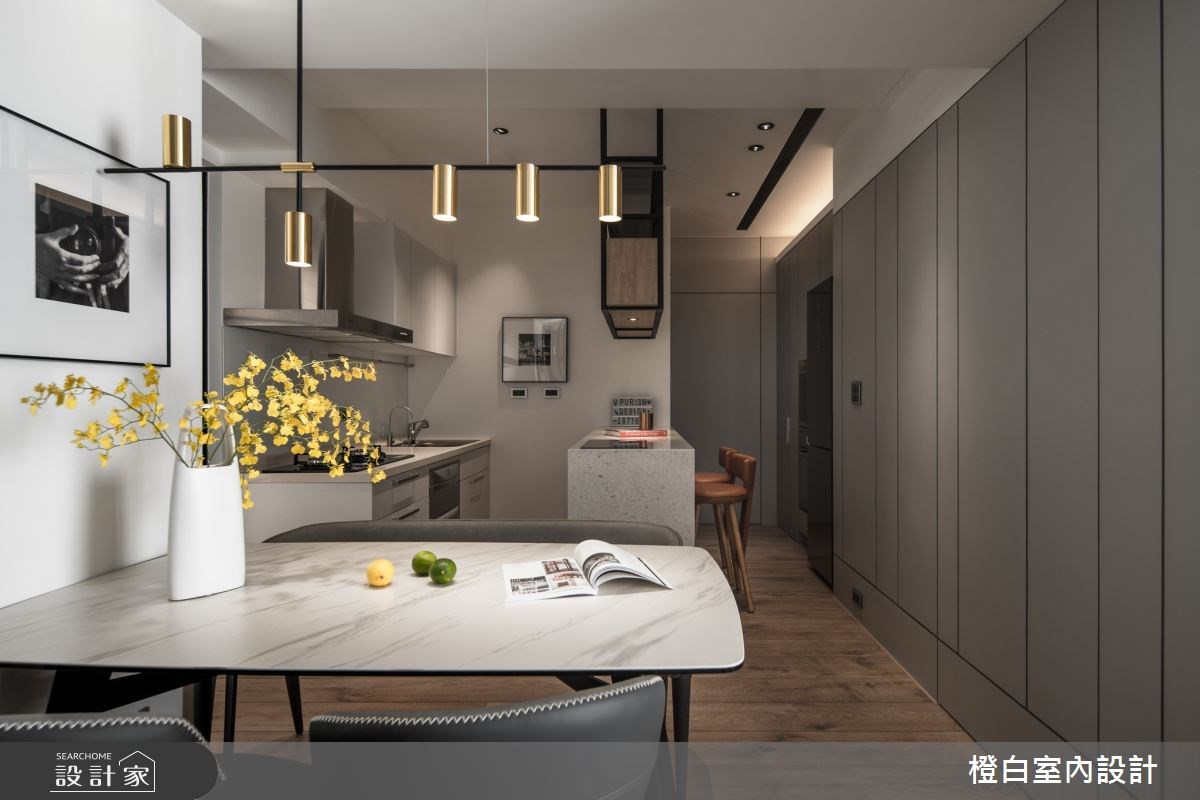 20 坪左右的住宅空間，是許多新婚家庭或是年輕夫妻的