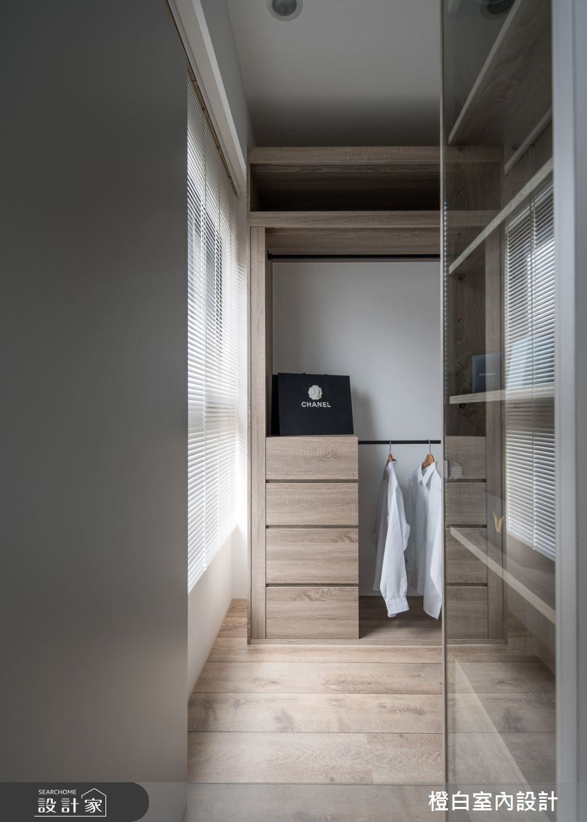 20 坪左右的住宅空間，是許多新婚家庭或是年輕夫妻的