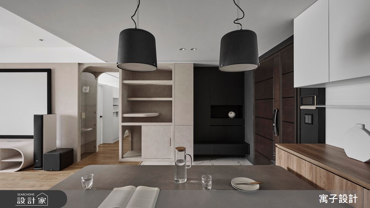 一家三口居住的42坪新成屋，從家庭成員的需求出發，透