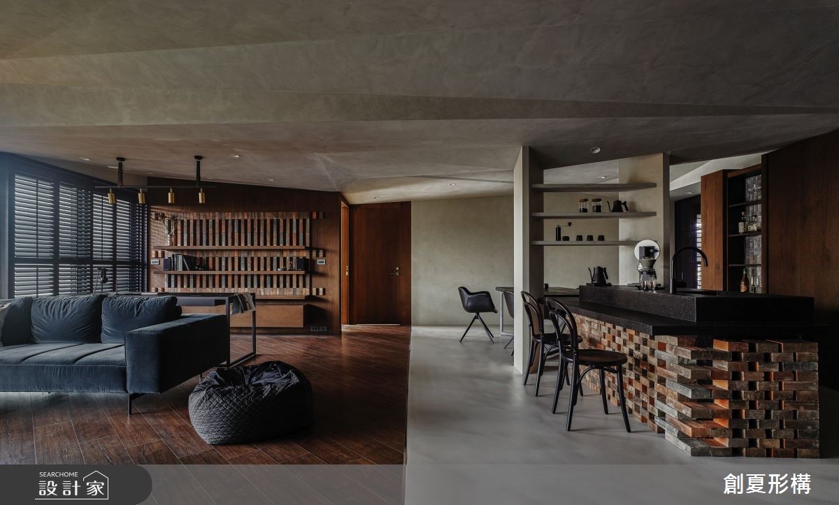 56.8坪的3房2廳的現代風新成屋，以咖啡師、烈酒吧為主