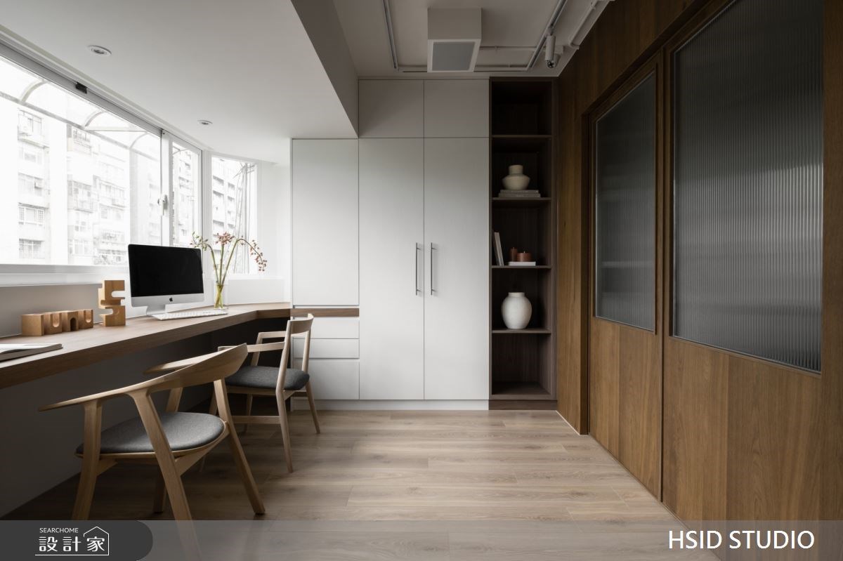 為因應料理網紅小林與攝影師郭郭對工作空間的需求,李