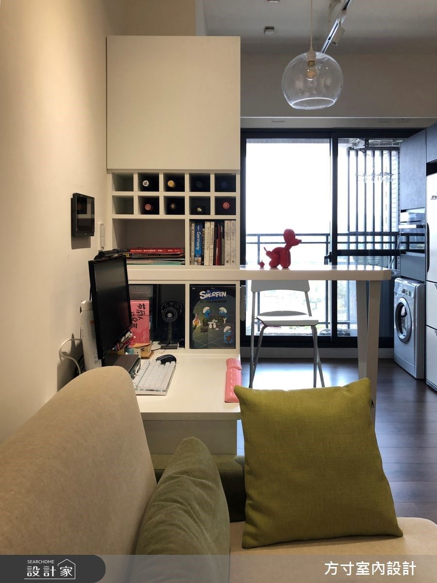 9坪小空間也能擁有寬敞的生活舒適感。設計師利用線條