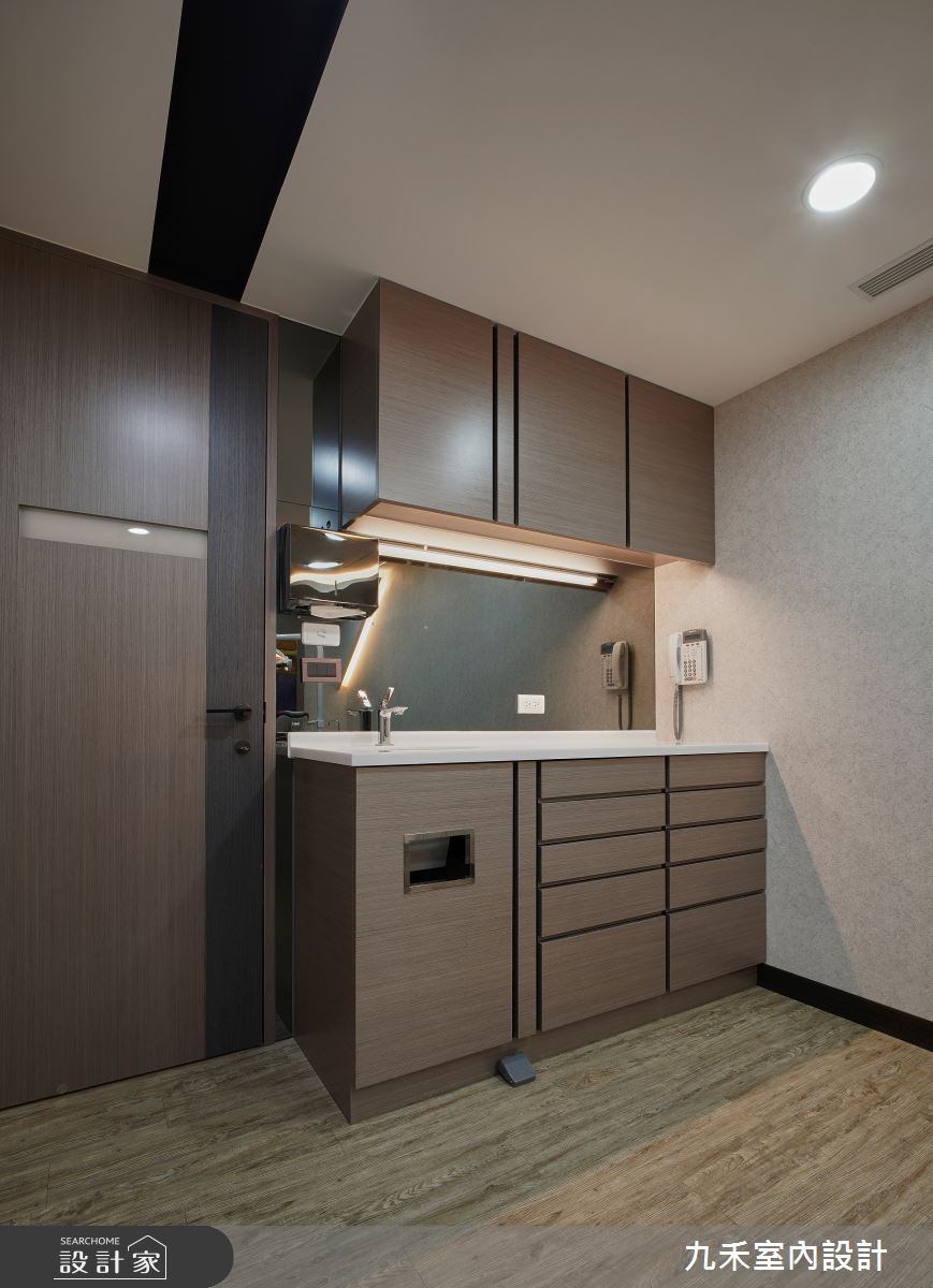 傳統牙醫診所總是充滿緊張的氛圍,但這間牙醫不一樣,