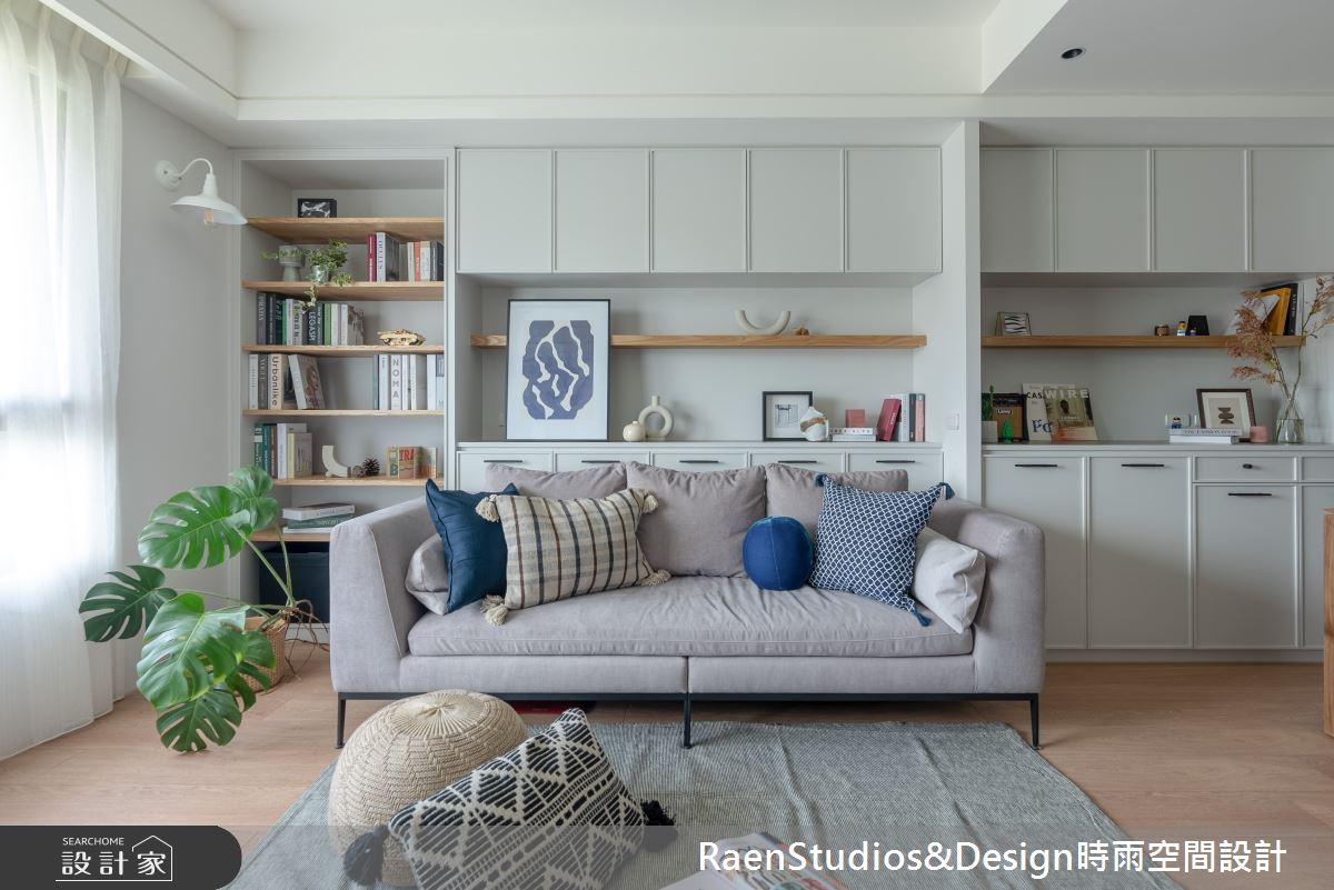 室內30坪的空間,住著喜愛露營及做實驗的屋主夫妻及三