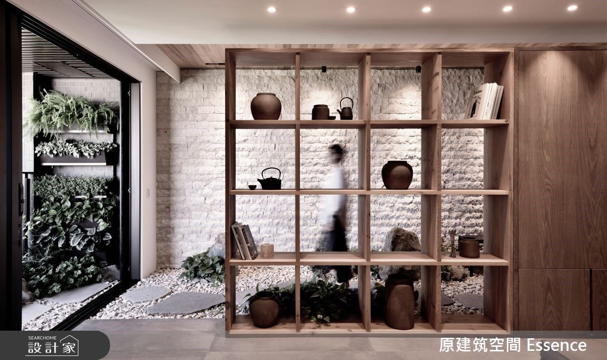 鄭韻如設計師擁有建築設計背景，以獨有「如生美學」理