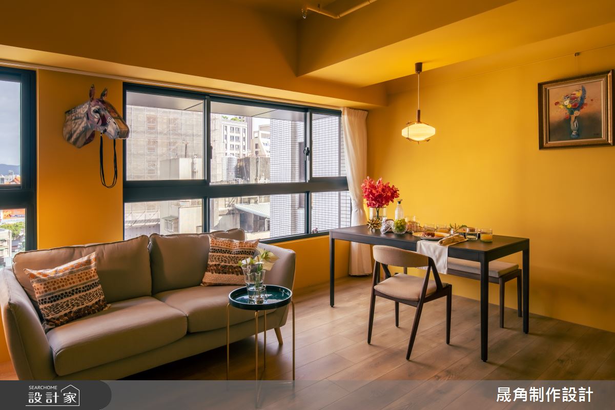 此案屋主為一對夫妻,兩人喜愛濃郁強烈的色彩及彰顯個