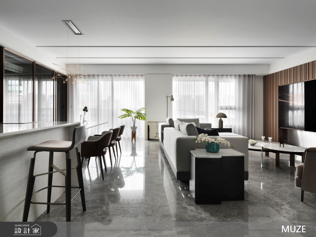 長年旅居國外的屋主,歸國後特別委託設計師規劃這間採