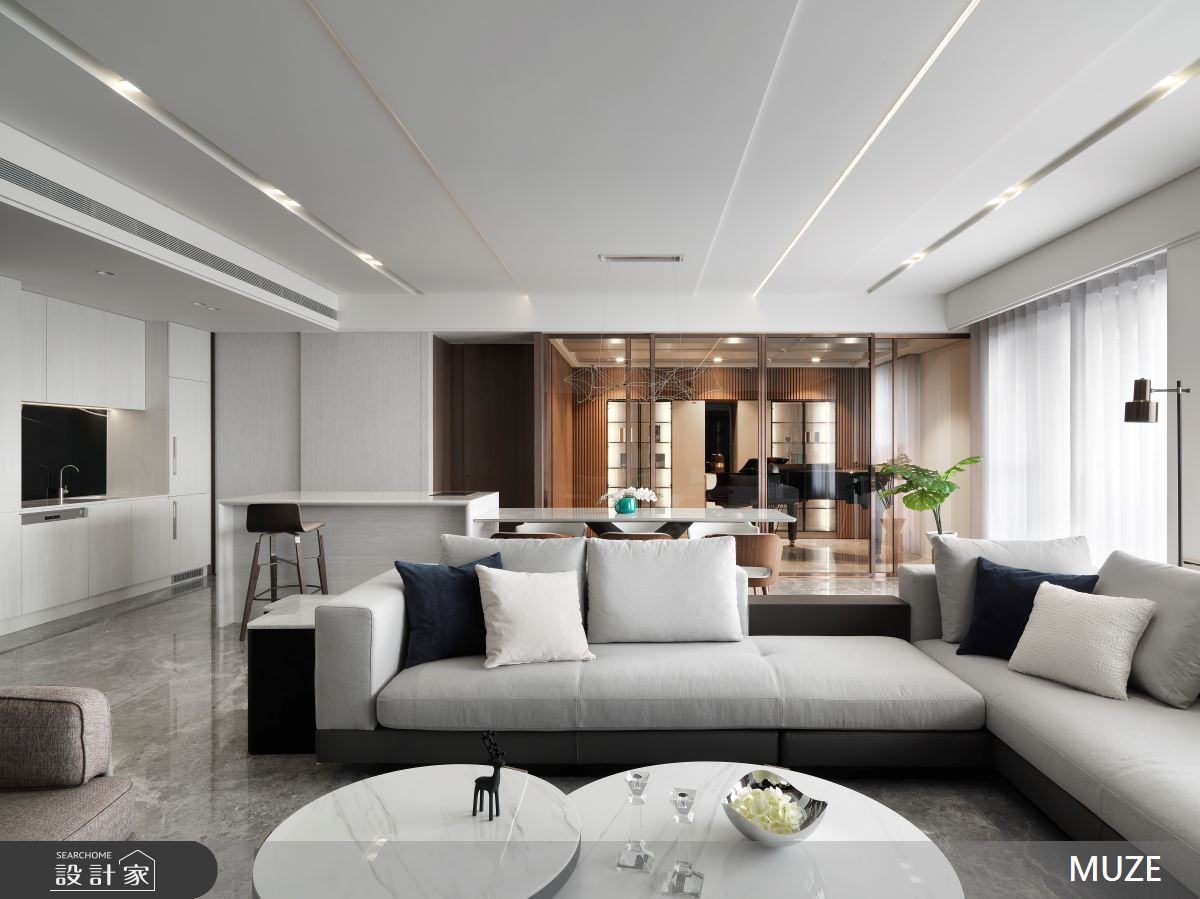 長年旅居國外的屋主,歸國後特別委託設計師規劃這間採