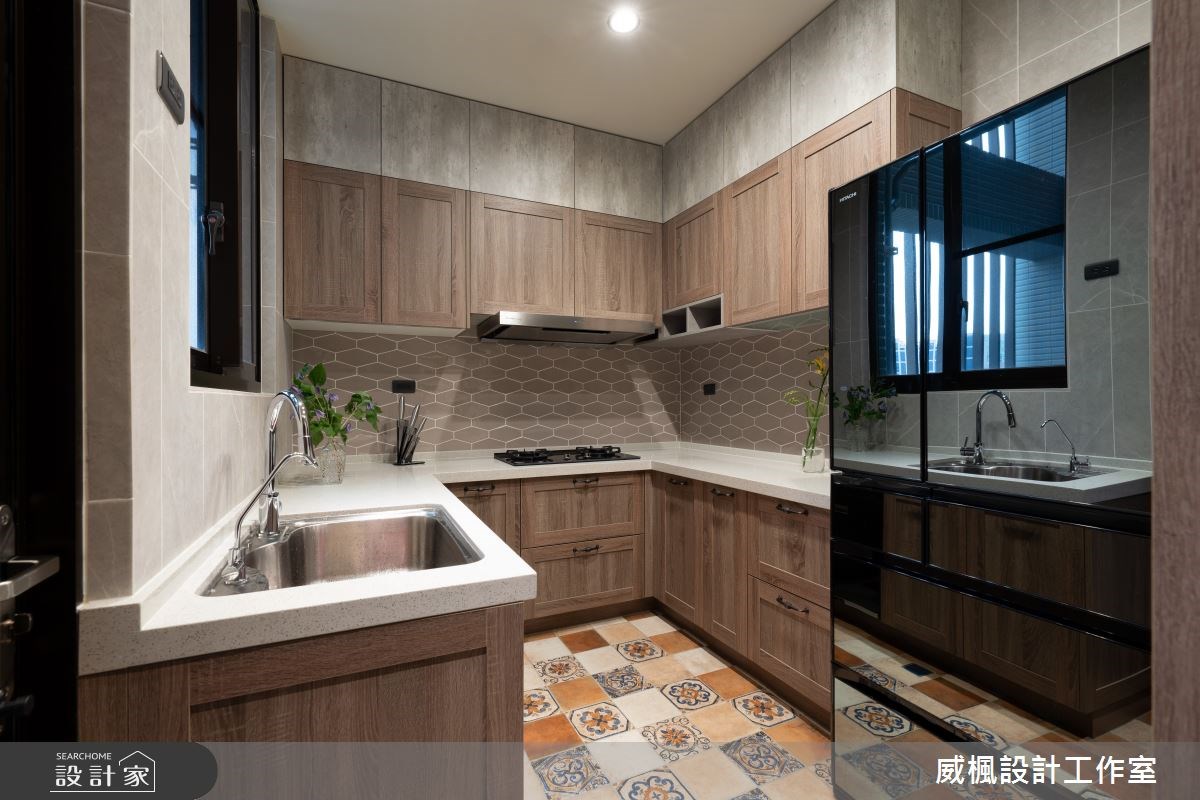 過去和大家庭同住的屋主夫妻,終於買下專屬彼此的新家