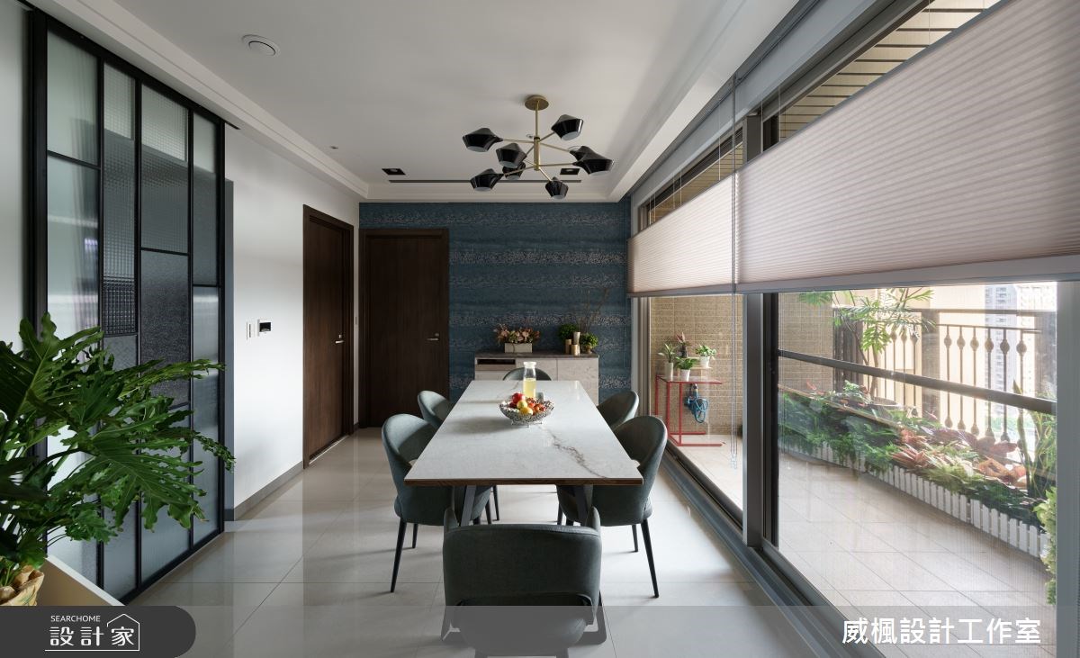 想到奢華風,通常是金碧輝煌的外觀、繁瑣造作的裝飾,