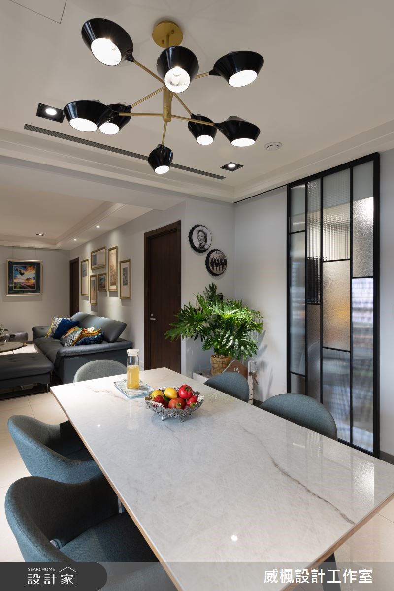 想到奢華風,通常是金碧輝煌的外觀、繁瑣造作的裝飾,