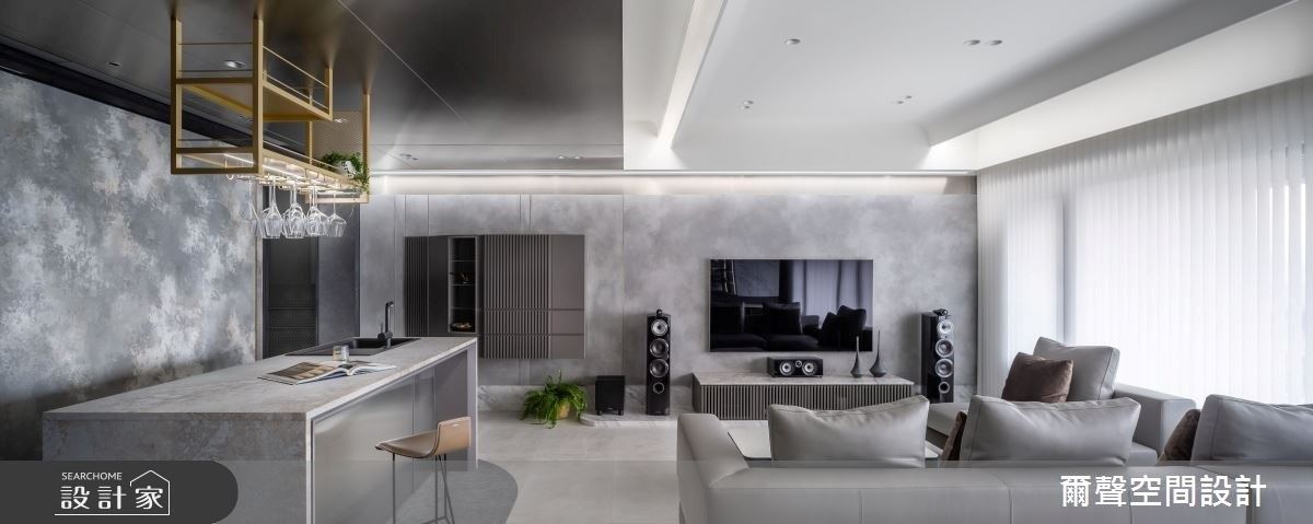 51 坪的現代風居宅，以男主人喜愛的黑、白、灰品味為