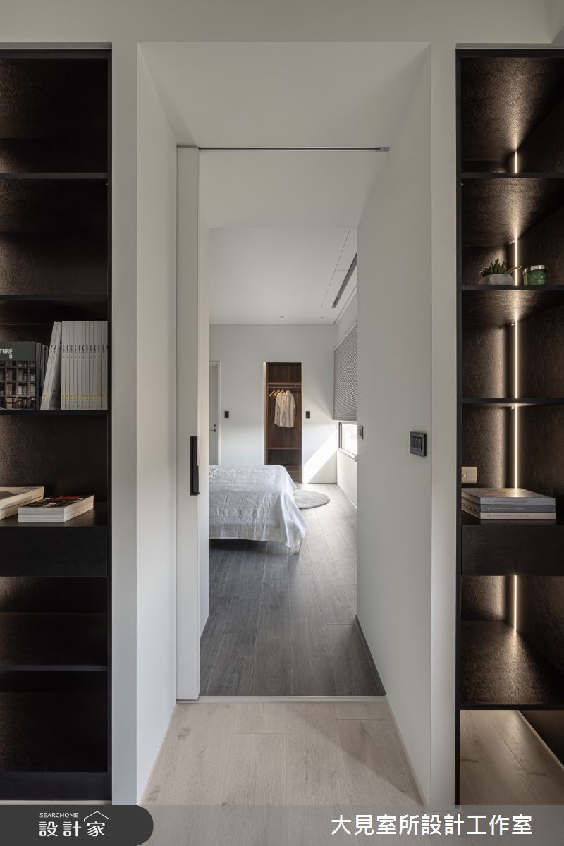 27坪北歐宅內,鋪敘莫蘭迪綠乳膠漆作為場域基底,同時