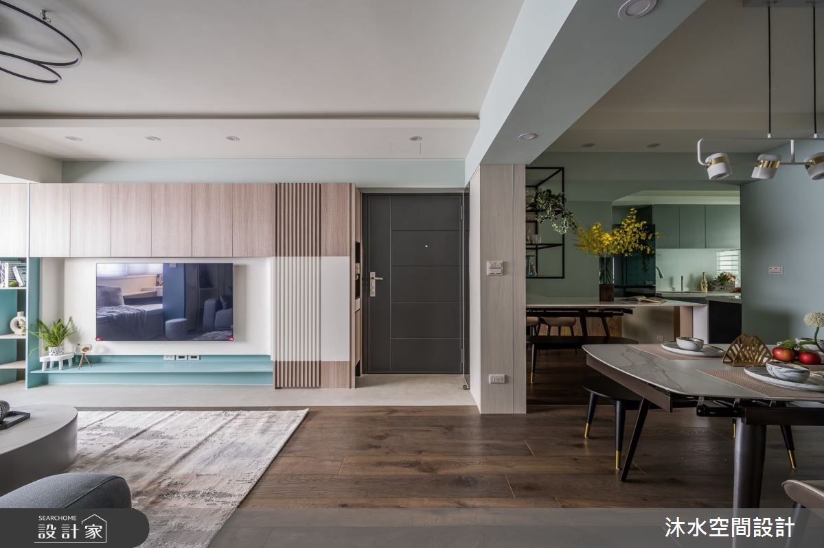 居住成員為2大2小的32坪4房2廳混搭風老屋，融合了北歐