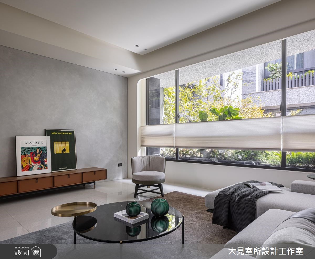 職業為國樂老師的屋主一家,對新家設計比起營造風格、