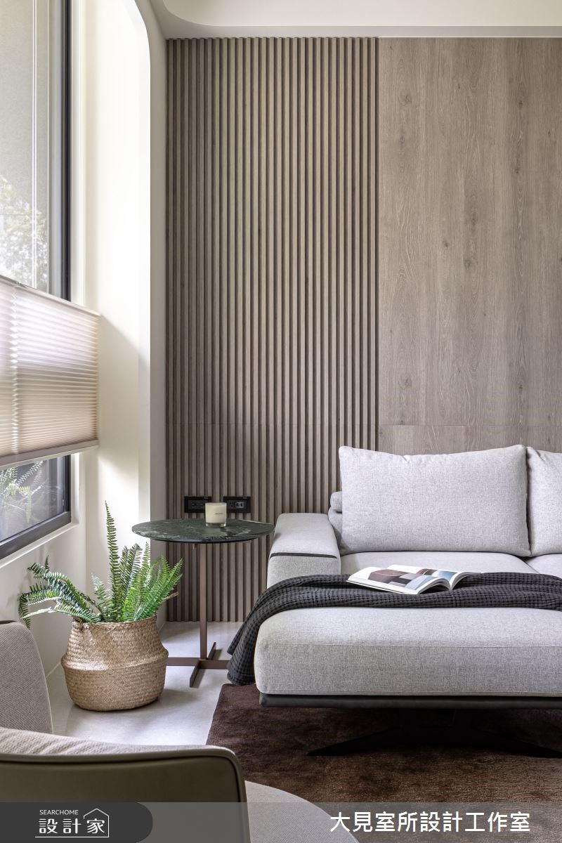 職業為國樂老師的屋主一家,對新家設計比起營造風格、