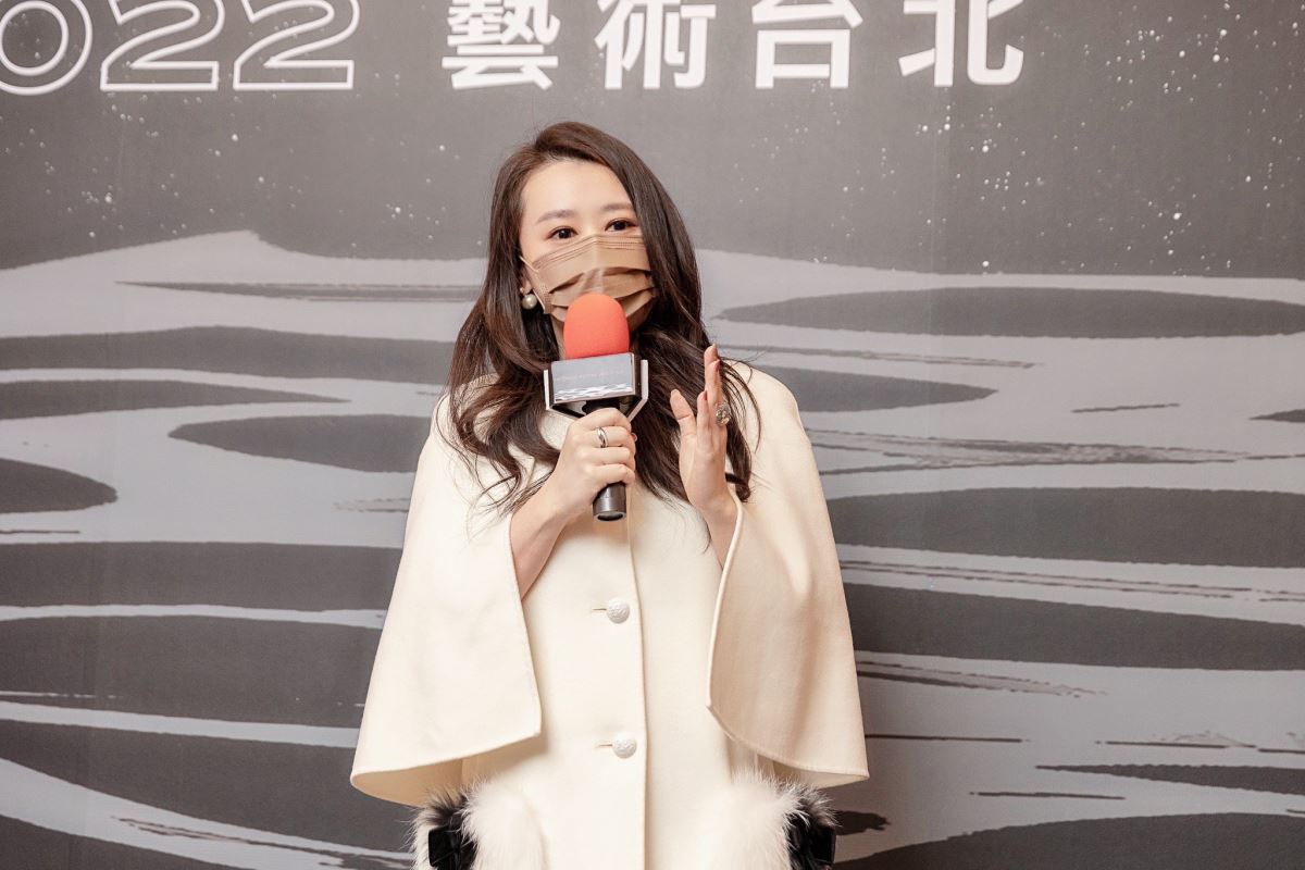 ONE ART Taipei藝術台北特別成立「最佳空間呈現獎 (Best Interior Design Award)」,藉此鼓勵參展畫廊推陳出新,讓藝術展現有更加多元的風貌繽紛,並邀請室內設計有限公司設計總監江欣宜擔任評審。