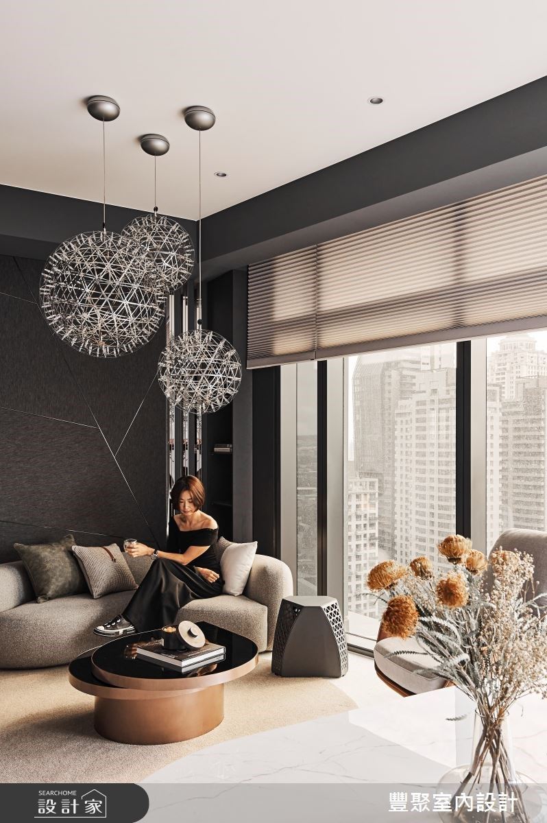 白色，可以簡單，也可以很不簡單。清澈透明的空間令人