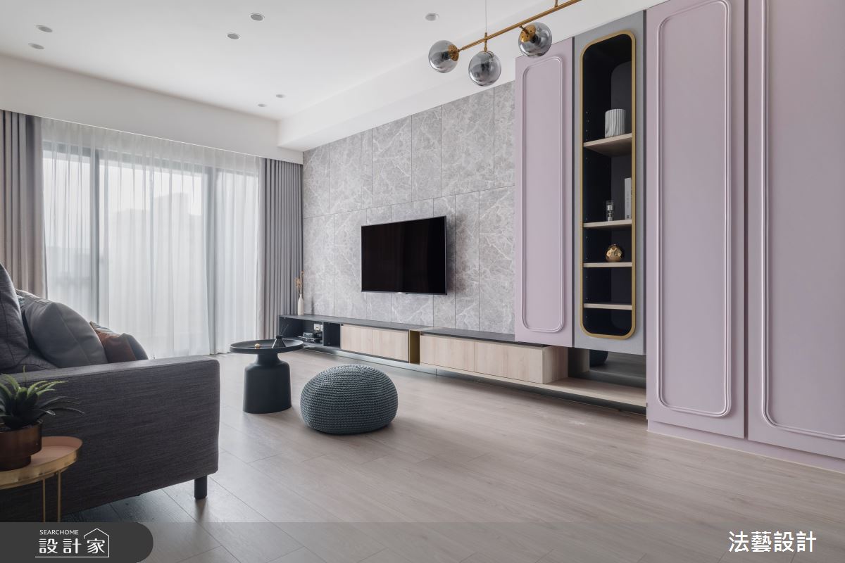 室內坪數20坪的空間，居住著一家四口，原有收納空間不