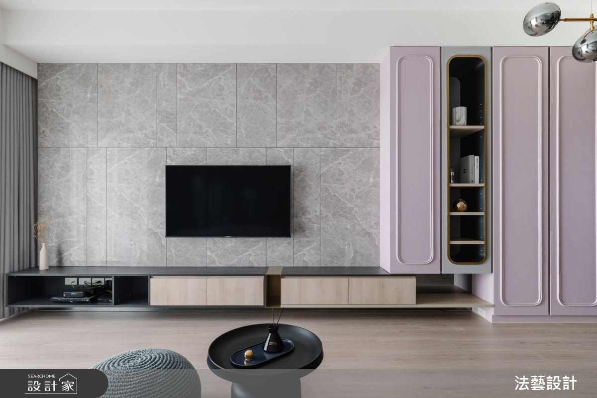 室內坪數20坪的空間，居住著一家四口，原有收納空間不