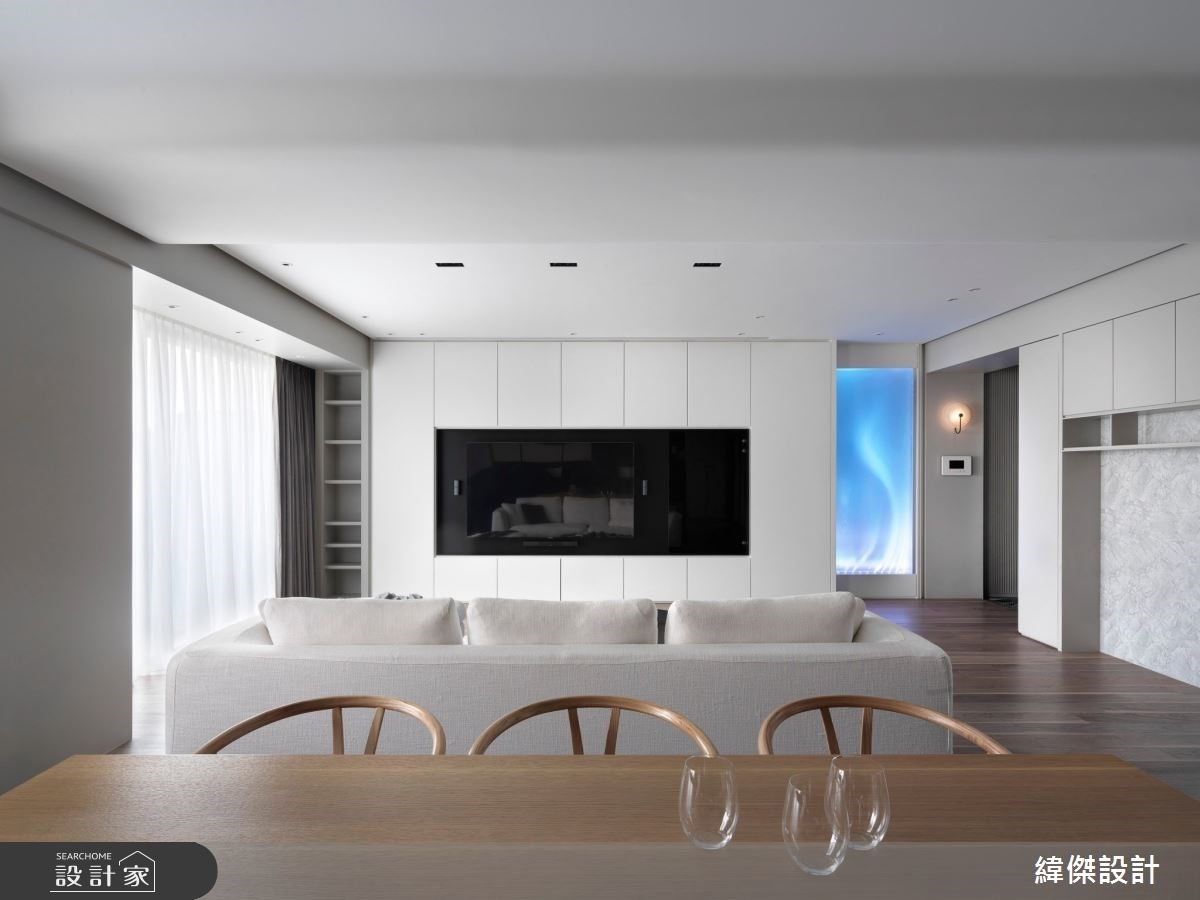 客廳是進入家的第一個空間，也是家人長期互動、情感交
