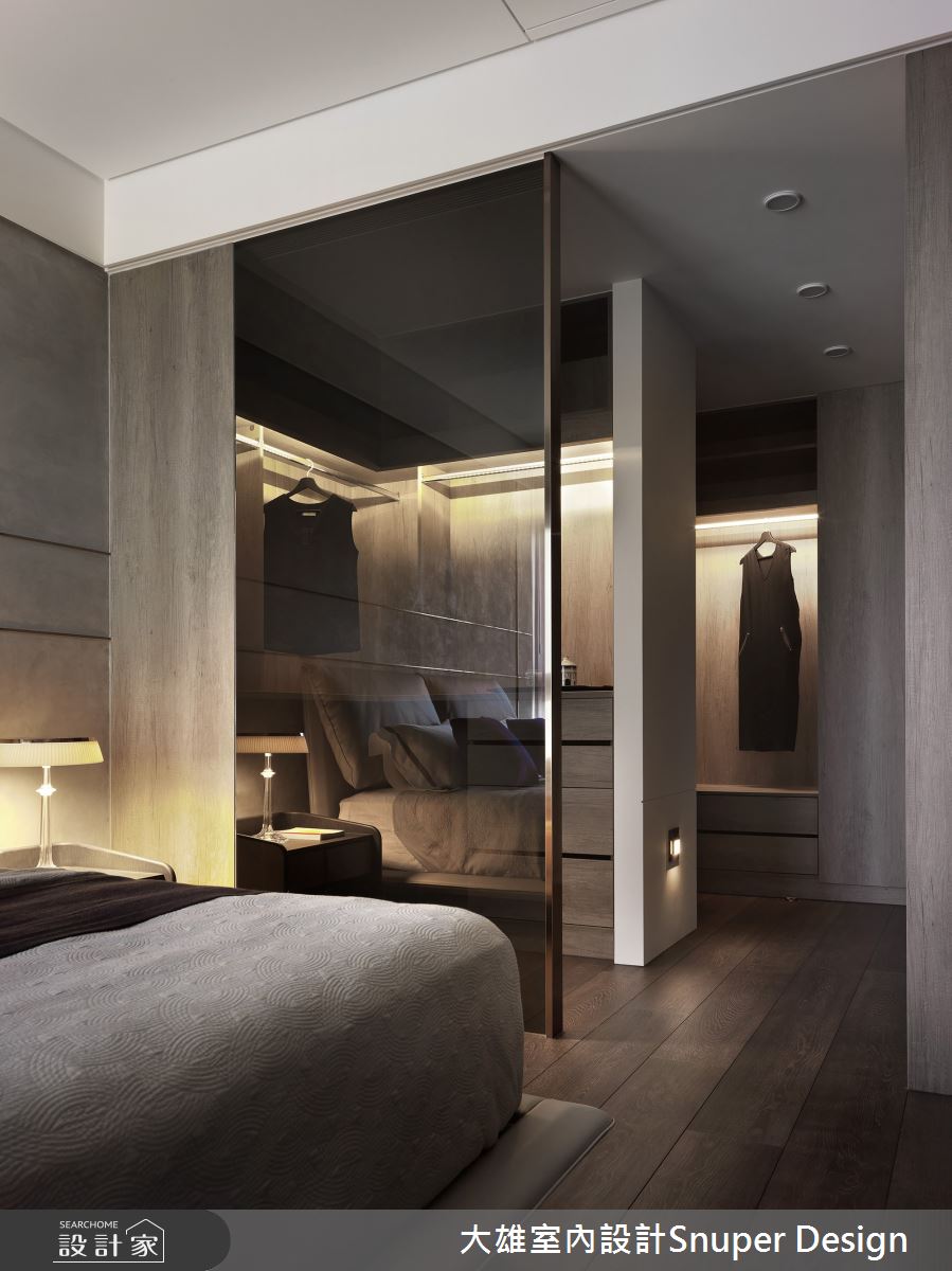 此案為70坪現代風都會豪邸，地理位置鄰近河岸景觀又可