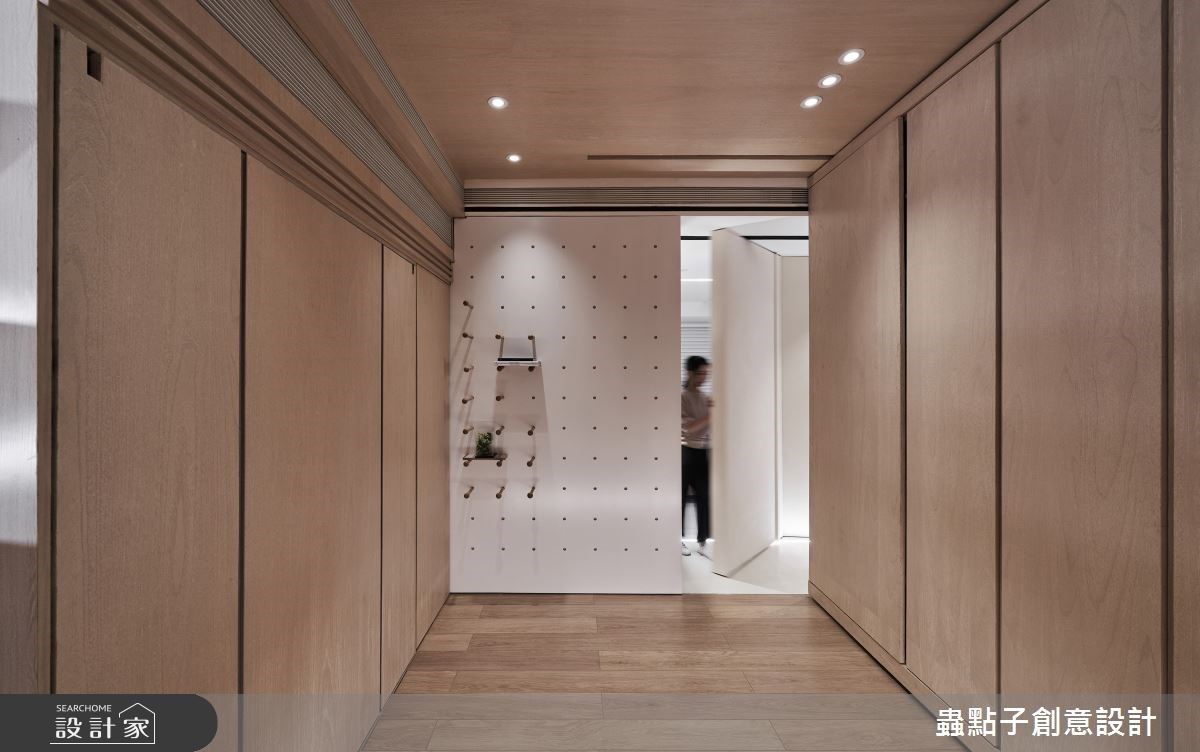 客廳在一般人的居家中，通常都是佔地面積最大的部分，