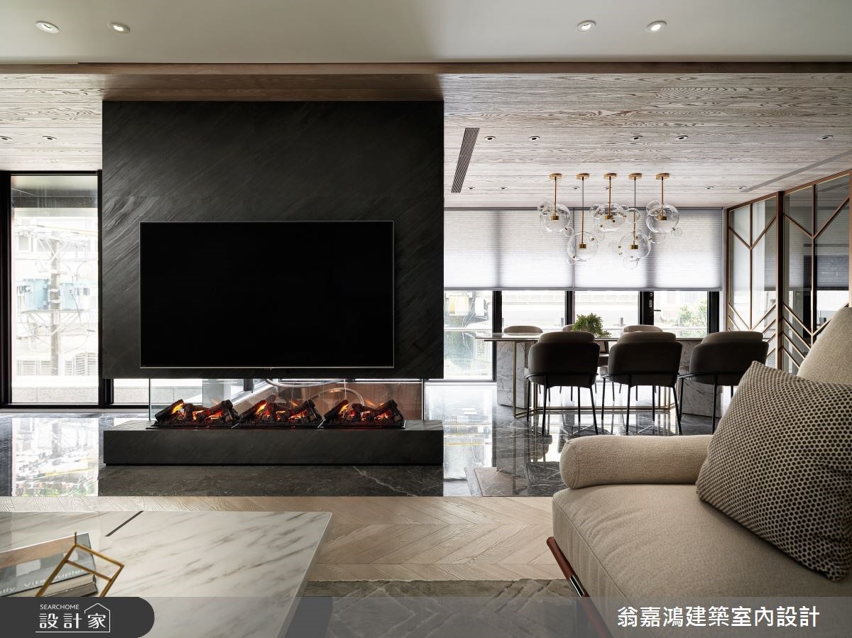 百坪以上透天別墅，擁有得天獨厚的採光優勢，設計師首