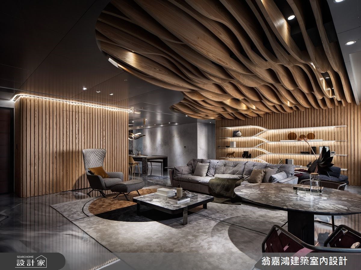 近年來締造無數豪宅與私人招待所，作品風格鮮明的鬼才