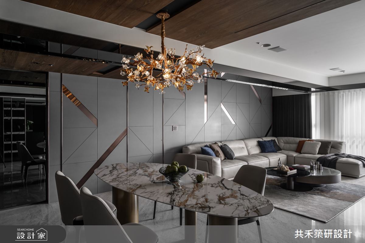 如果買一戶房子空間不夠,那就買兩戶吧!從預售屋時期