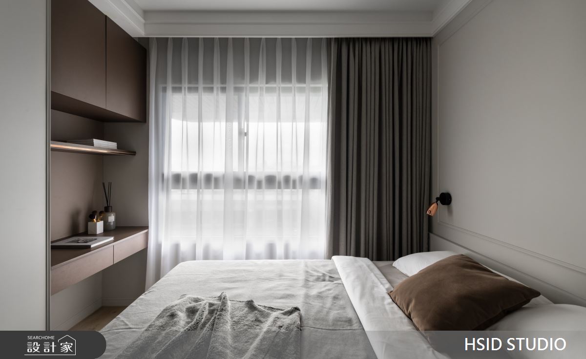 這是一間 30 坪的四口之家,經過兩次客變後仍有許多格