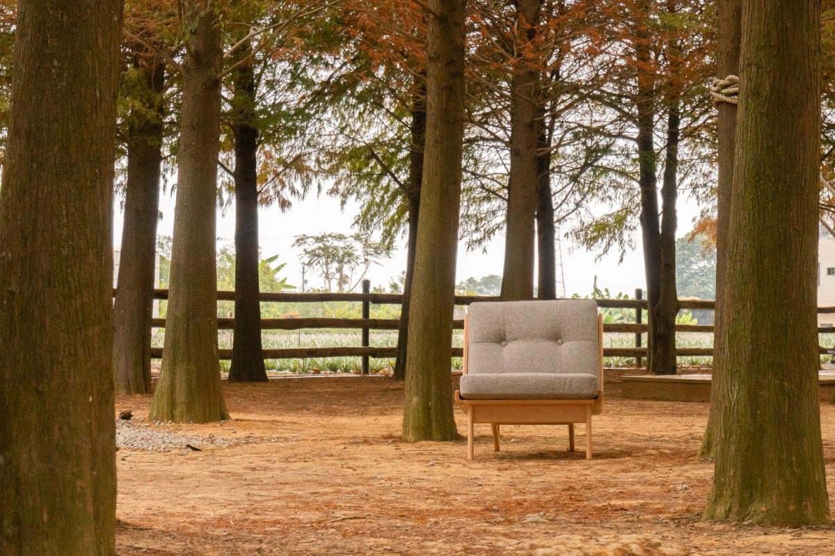 隨著現代衛生、環保意識抬頭，沙發已經進入可以吻合各