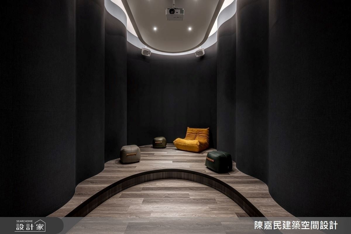 此案為腹地寬廣的350坪建案公設，陳嘉民建築空間設計 