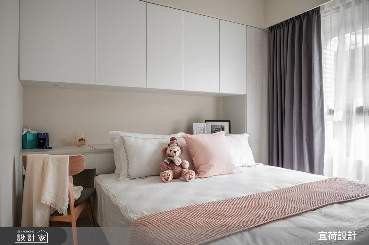 35坪的新成屋為屋主的新婚宅，原屋況具有廊道狹窄、收